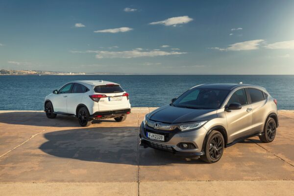 Honda HR-V (Хонда 2019): тест-драйв от «Первая передача» Украина